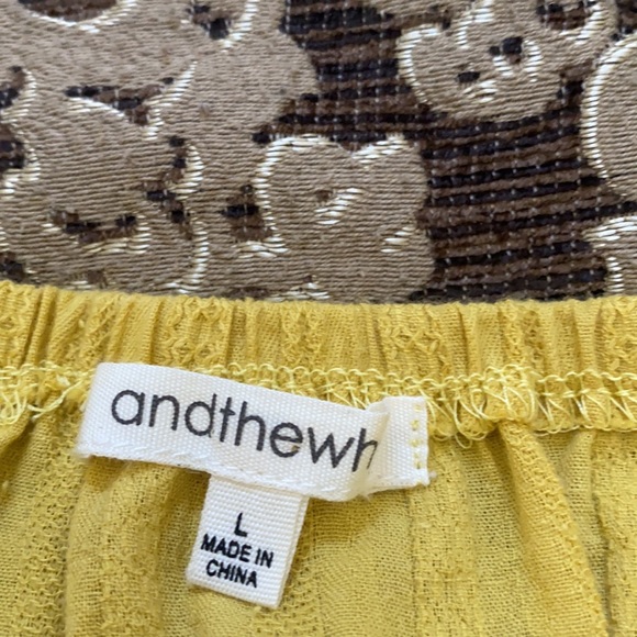 Andthewhy Peasant Top w wing arm L - Picture 7 of 8